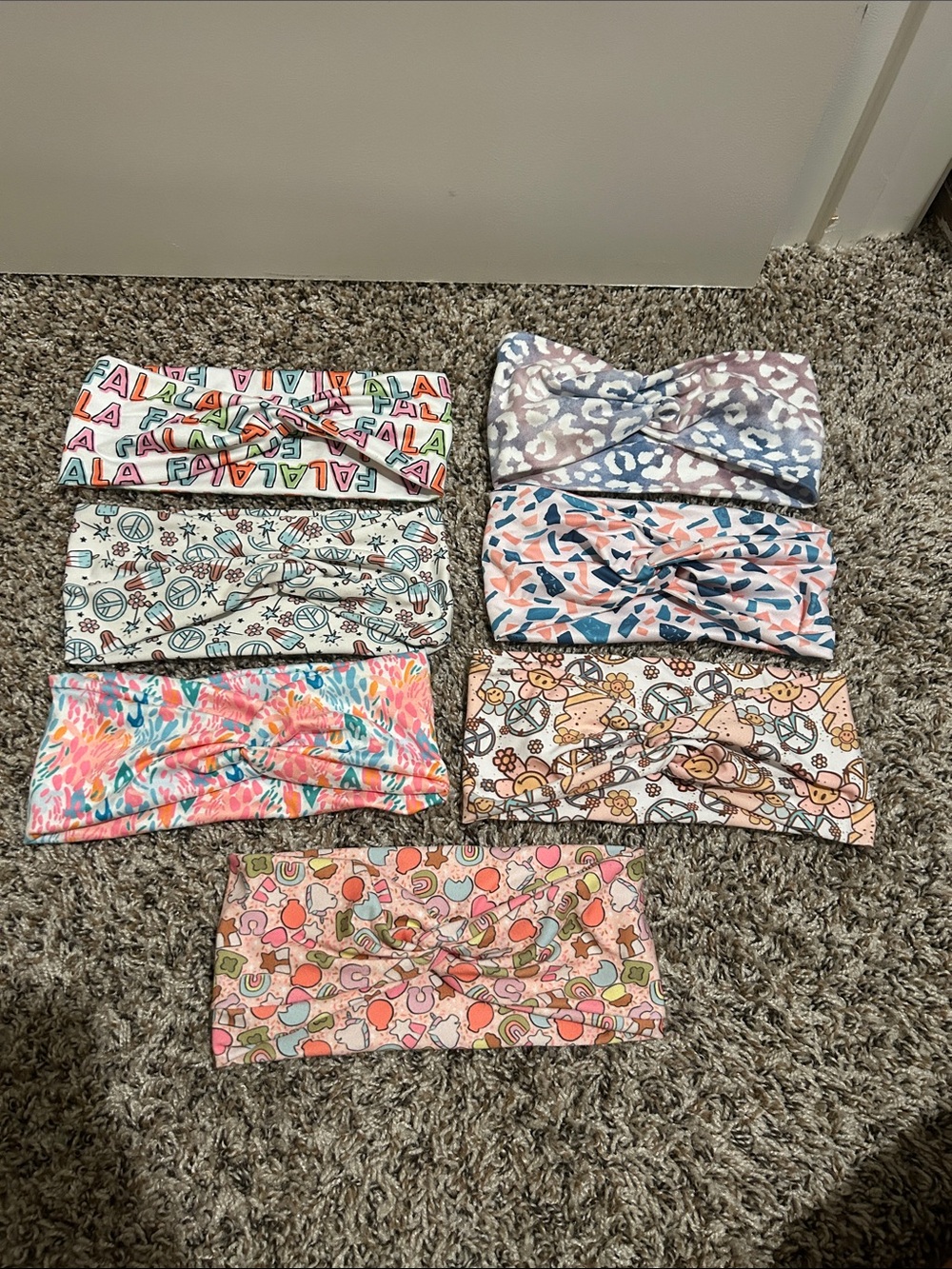 Assorted knotted headbands  (7)
